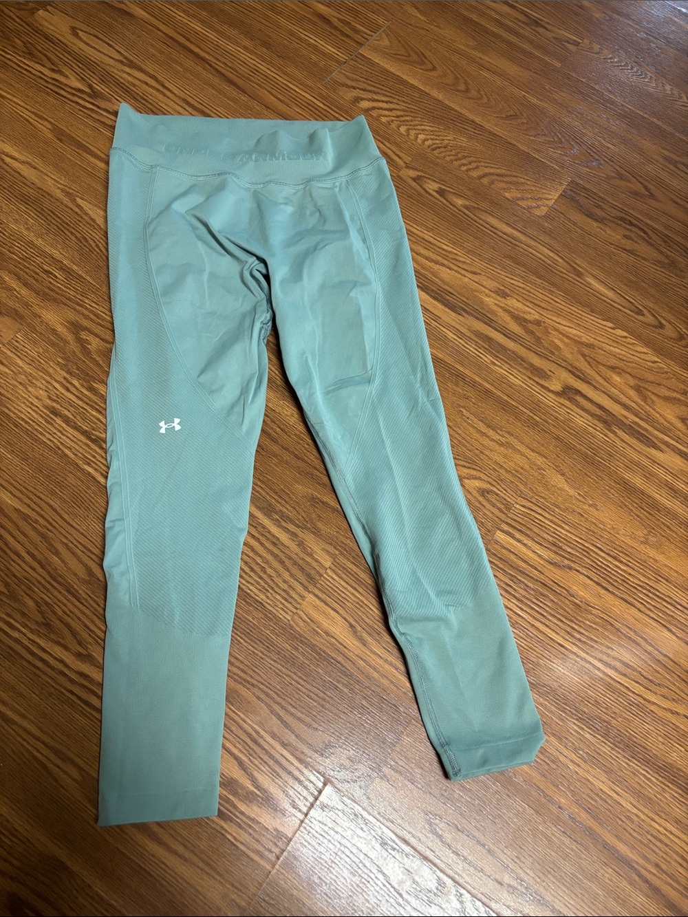 Under Armour Light Sage Green Performance Leggings